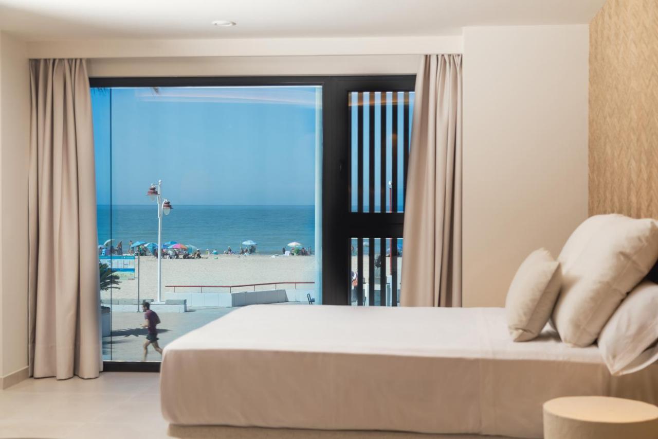 Apartamentos Playa Victoria Kadyks Zewnętrze zdjęcie